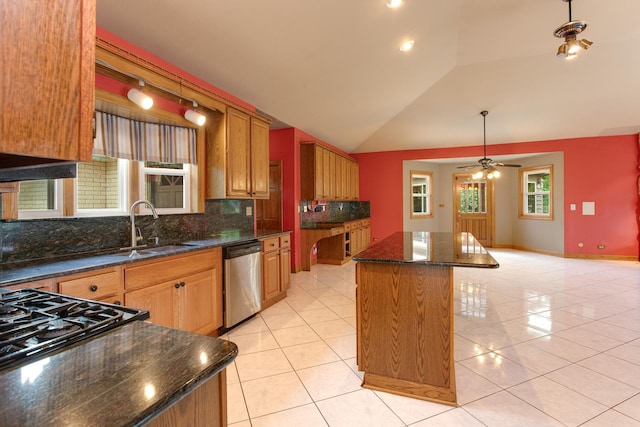 29W354 Beech Ct, West Chicago, IL 60185 - photo 12