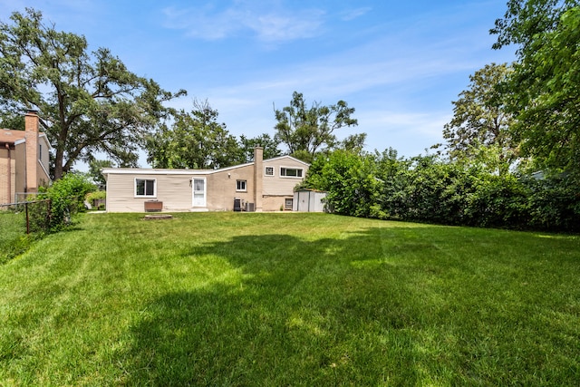 117 E Vermont St, Villa Park, IL 60181 - photo 2