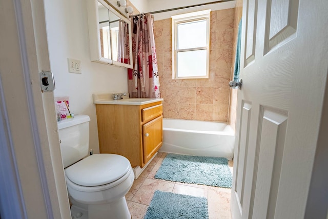 3043 N Laramie Ave Unit 2, Chicago, IL 60641 - full bath with vanity and shower / tub combo