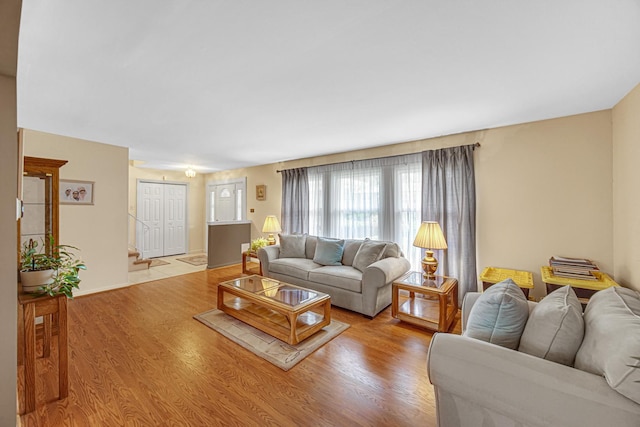 2716 Turtle Creek Dr, Hazel Crest, IL 60429 - living area featuring light wood-style floors and baseboards
