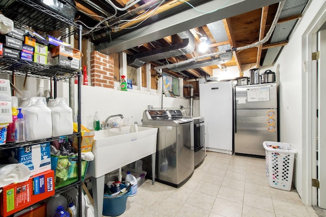 9050 Tamaroa Ter, Skokie, IL 60076 - washroom featuring separate washer and dryer