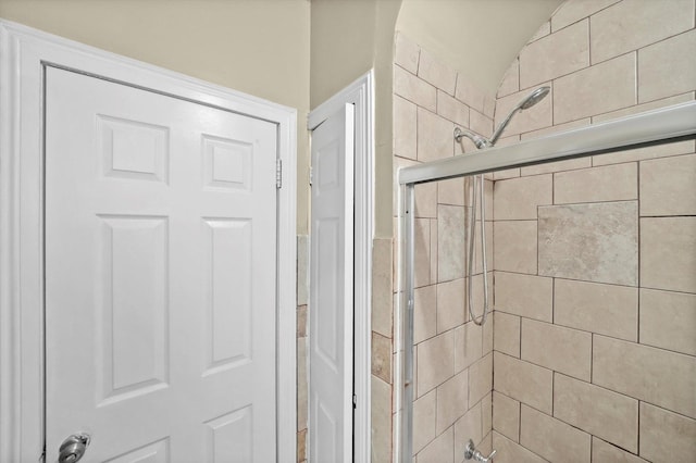 1438 S 50th Ct, Cicero, IL 60804 - bathroom view