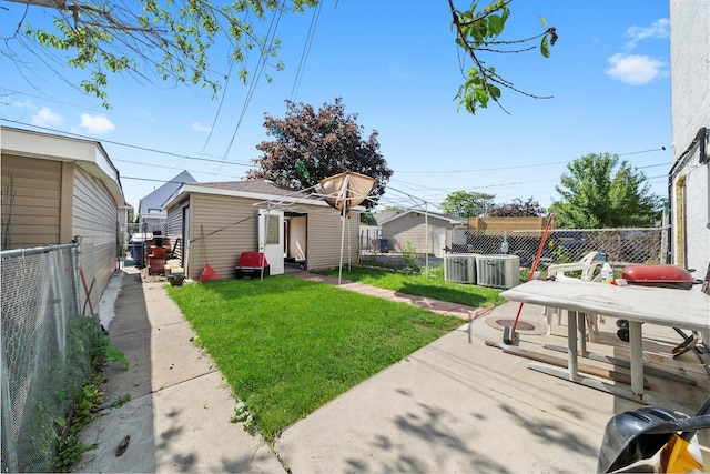 1438 S 50th Ct, Cicero, IL 60804 - fenced backyard with a patio