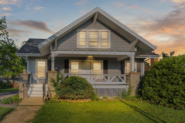 193 May St, Bensenville, IL 60106 - bungalow featuring a porch