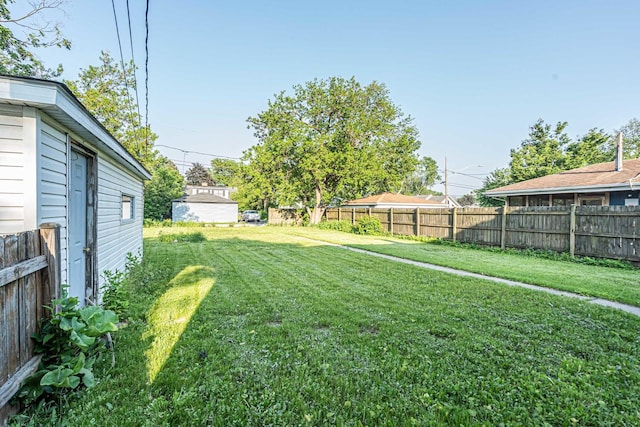 193 May St, Bensenville, IL 60106 - view of yard