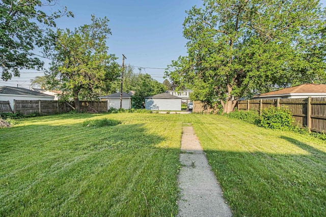 193 May St, Bensenville, IL 60106 - view of fenced backyard