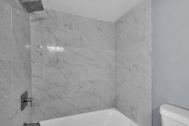 193 May St, Bensenville, IL 60106 - bathroom featuring washtub / shower combination and toilet