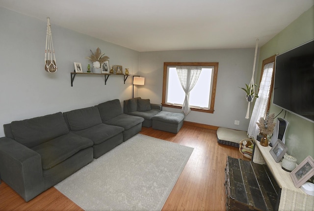 1411 E Hickory St, Streator, IL 61364 - living area featuring wood finished floors