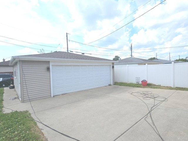 678 Muskegon Ave, Calumet City, IL 60409 - view of detached garage
