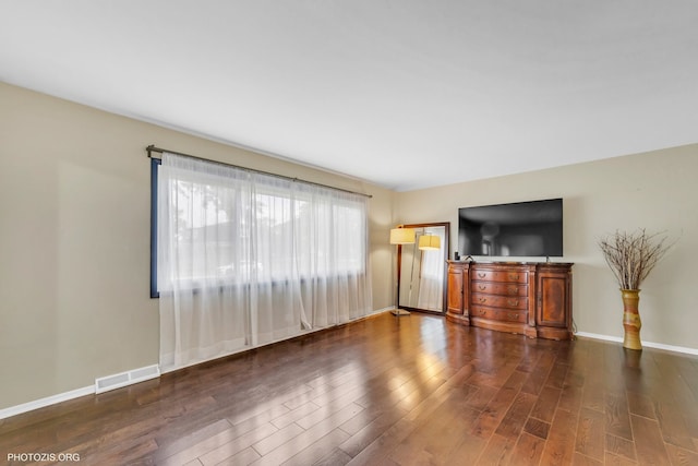 445 Kinkaid Ct, Des Plaines, IL 60016 - unfurnished living room featuring wood finished floors