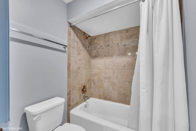 445 Kinkaid Ct, Des Plaines, IL 60016 - full bathroom featuring shower / tub combo with curtain and toilet