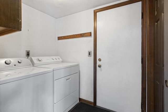 1485 Bryn Mawr Ln, Rockford, IL 61107 - washroom with separate washer and dryer