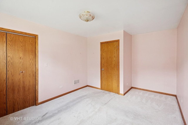7241 N Mcvicker Ave, Chicago, IL 60646 - unfurnished bedroom with carpet floors
