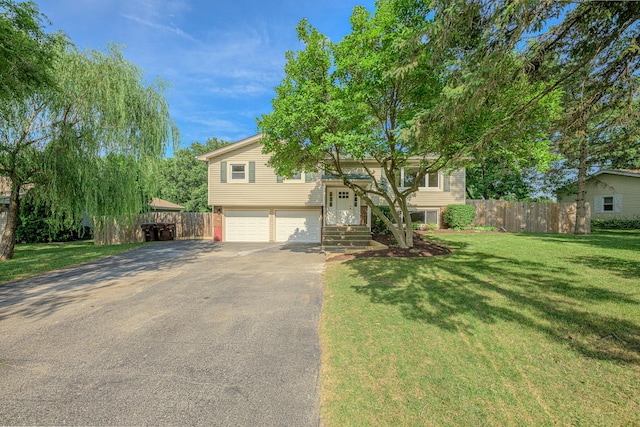 214 Somerset Ct, New Lenox, IL 60451 - split foyer home with driveway and an attached garage