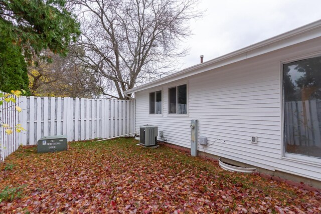 2S616 Linden Sq, Warrenville, IL 60555 - photo 22