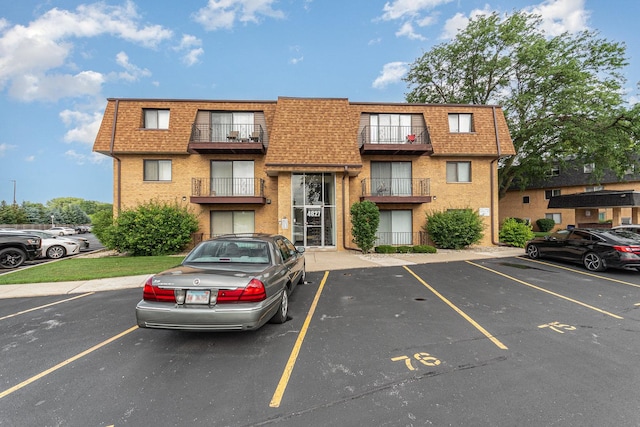 4827 W 109th St Unit 203, Oak Lawn, IL 60453 - photo 2