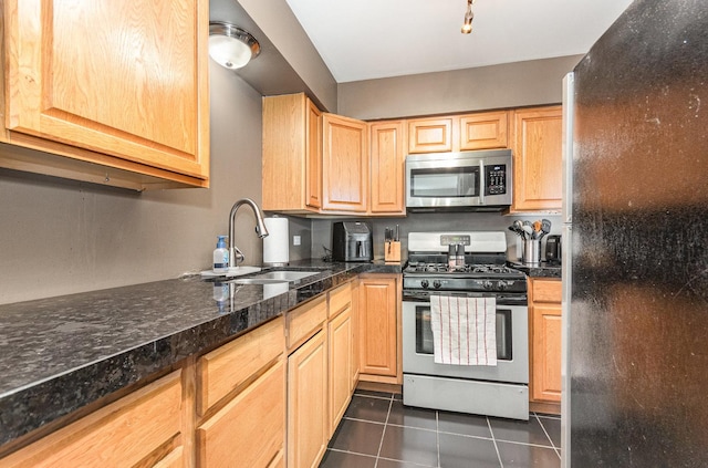4827 W 109th St Unit 203, Oak Lawn, IL 60453 - photo 7