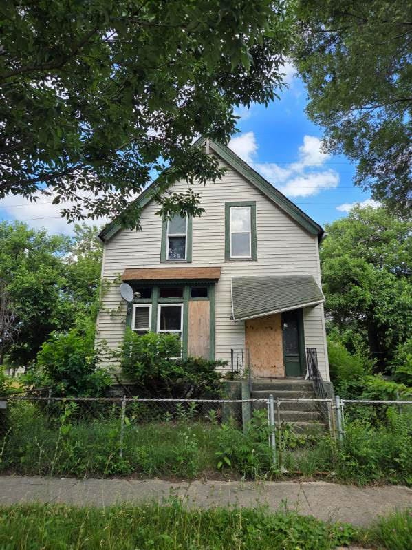 5747 S La Salle St, Chicago, IL 60621 - photo 1