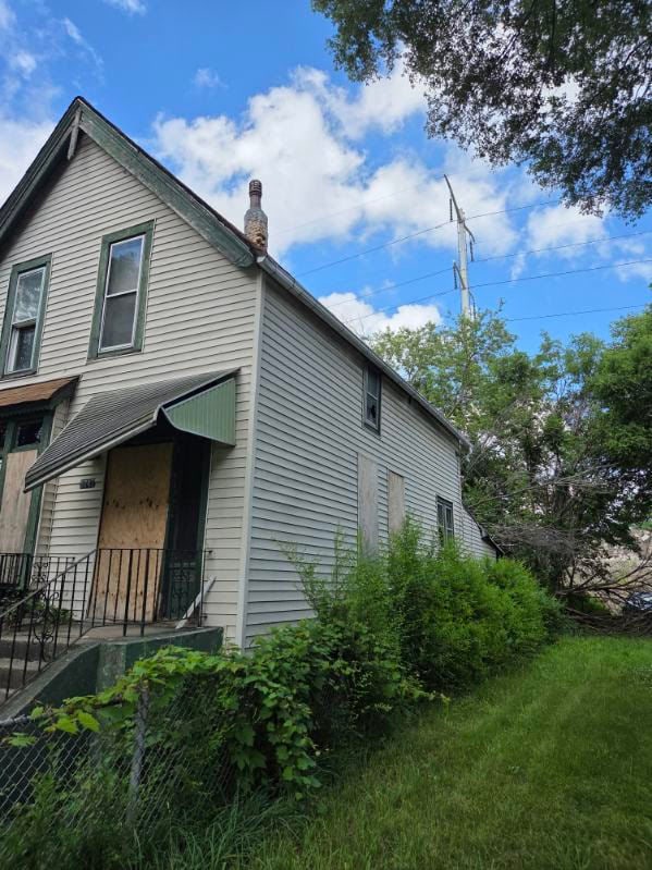 5747 S La Salle St, Chicago, IL 60621 - photo 2