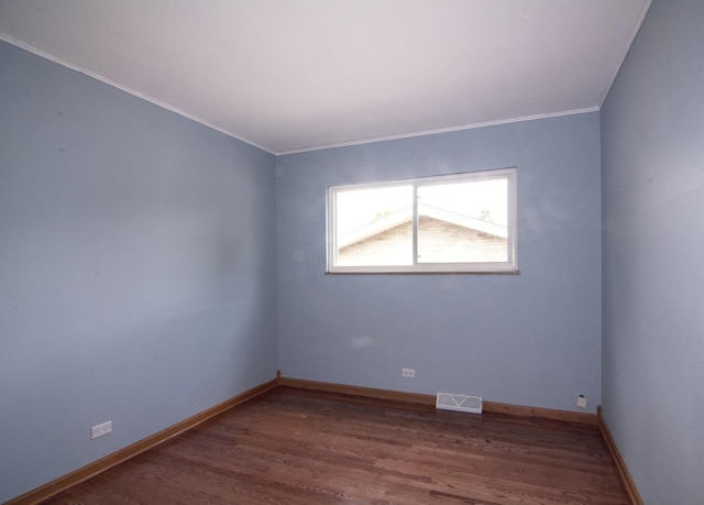 1033 S Main Dr, Lombard, IL 60148 - empty room with wood finished floors and ornamental molding