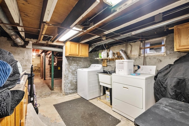 2620 Vermont St, Blue Island, IL 60406 - basement featuring washing machine and clothes dryer and a sink