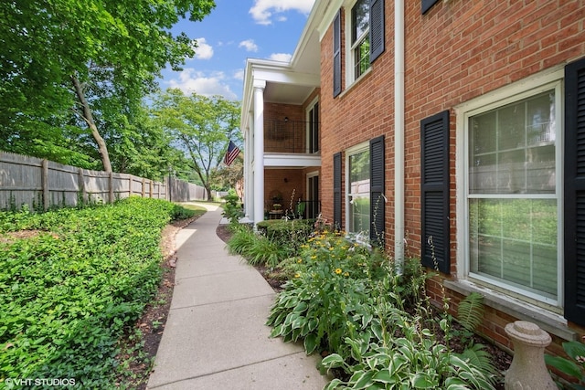 520 Shorely Dr Unit 201, Barrington, IL 60010 - photo 2