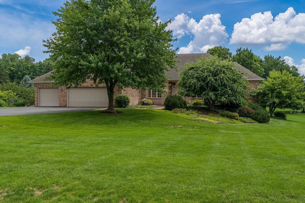 11301 Bridgeport Pl, Belvidere, IL 61008 - photo 1