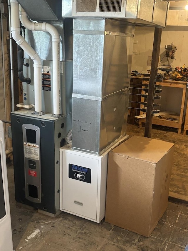 1805 Rock St, Peru, IL 61354 - utilities with heating unit