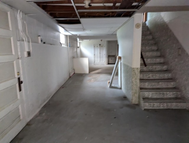 219 W 79th St, Burr Ridge, IL 60527 - below grade area featuring stairway