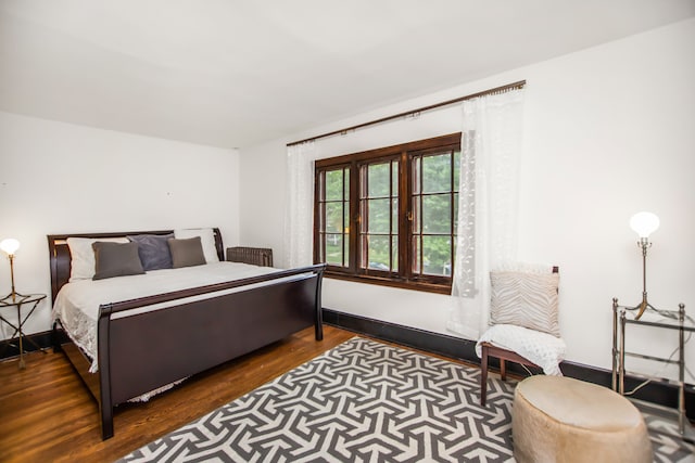 519 N Elmwood Ave, Oak Park, IL 60302 - bedroom featuring wood finished floors
