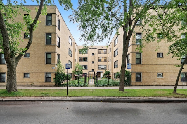7409 N Seeley Ave Unit 2B, Chicago, IL 60645 - view of apartment building / complex