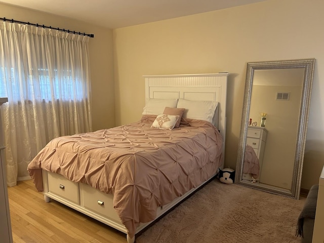 9362 Clancy Dr, Des Plaines, IL 60016 - bedroom featuring light wood finished floors