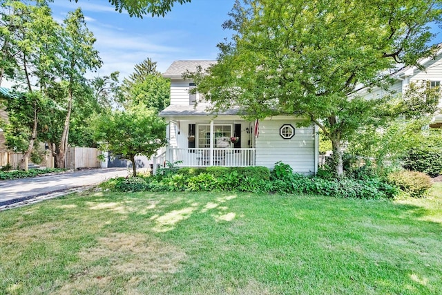 338 N Benton St, Palatine, IL 60067 - view of front facade featuring a porch and driveway