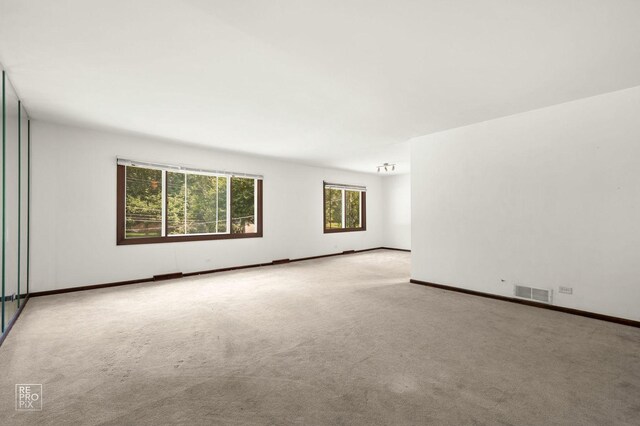7S261 S River Rd, Naperville, IL 60540 - photo 17