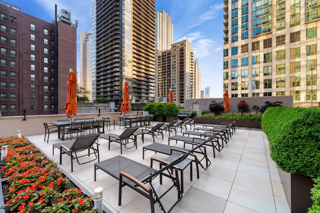 21 E Huron St Unit 3704, Chicago, IL 60611 - view of community with a city view