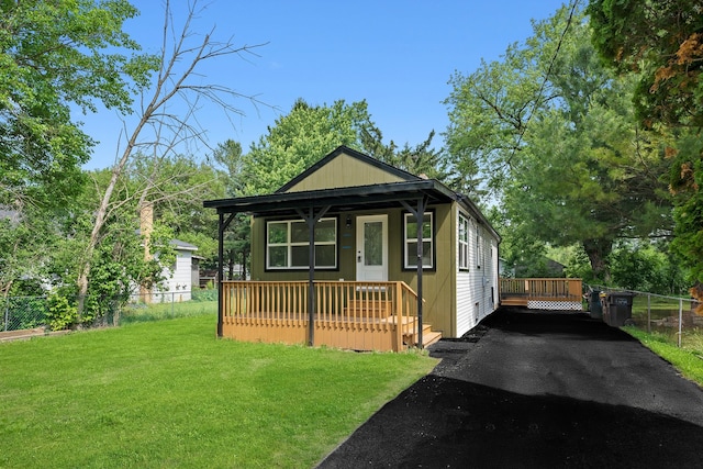 114 Maple St, Mchenry, IL 60051 - photo 2