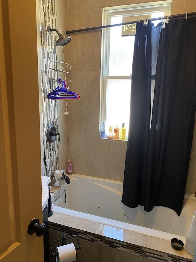 8611 S Aberdeen St, Chicago, IL 60620 - bathroom with a combined bath / shower with jetted tub