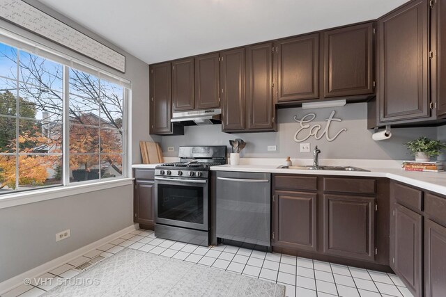 219 E Parallel St, Palatine, IL 60067 - photo 5