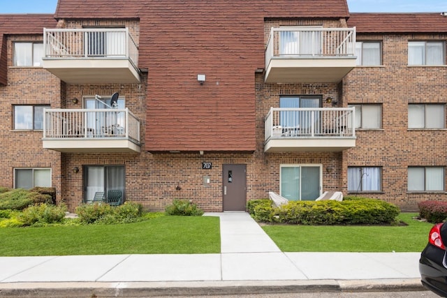 707 W Central Rd Unit 2C6, Mount Prospect, IL 60056 - photo 4