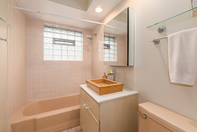 1231 N Hamlin Ave, Park Ridge, IL 60068 - bathroom featuring bathing tub / shower combination, vanity, and recessed lighting
