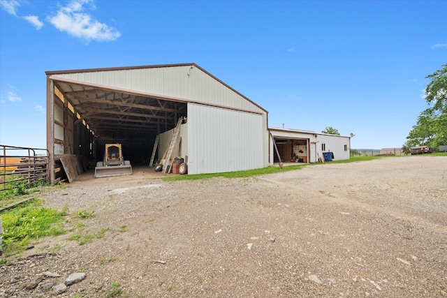 16383 US Highway 52, Newark, IL 60541 - view of pole building