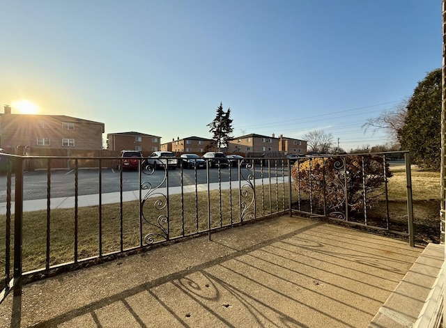 8928 Stevens Dr Unit 1A, Des Plaines, IL 60016 - deck with a residential view