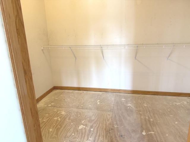 1136 Park Pl, Bellwood, IL 60104 - view of walk in closet