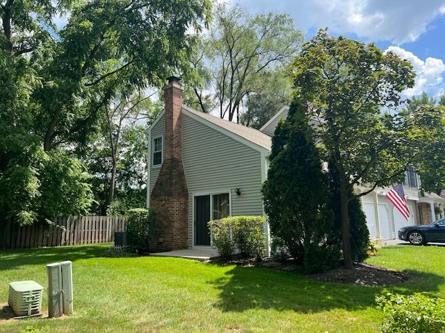 2S749 Grove Ln, Warrenville, IL 60555 - photo 2