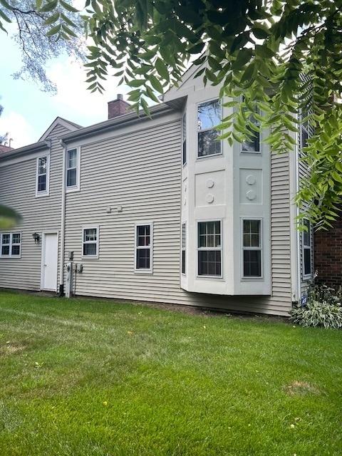 2S749 Grove Ln, Warrenville, IL 60555 - photo 5