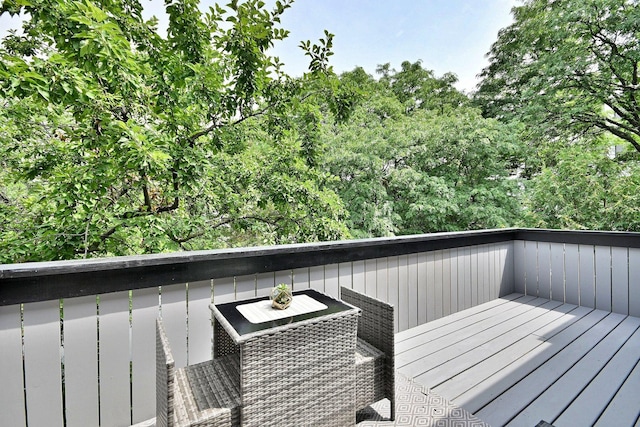 1813 Hemlock Pl Unit 306, Schaumburg, IL 60173 - view of wooden deck