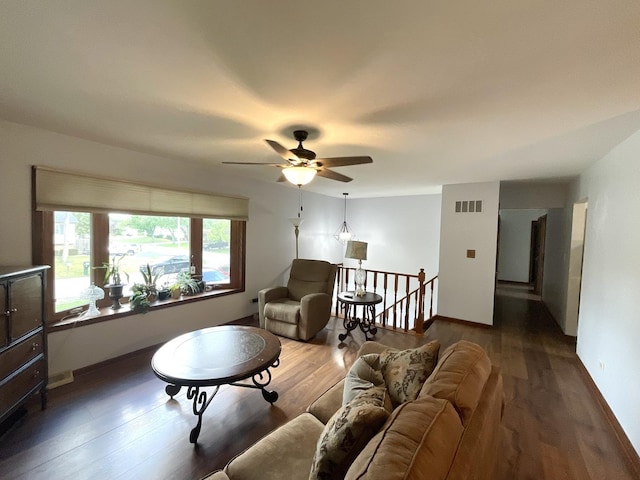 305 Arrowhead Dr, Shorewood, IL 60404 - photo 5