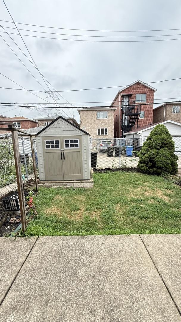 2819 S Quinn St, Chicago, IL 60608 - photo 18