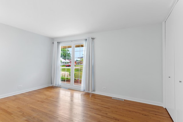 5475 Adeline Pl, Oak Forest, IL 60452 - spare room featuring light wood-style floors