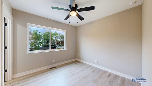 300 N Lockwood Ave, Chicago, IL 60644 - spare room featuring a smoke detector, light wood-type flooring, and ceiling fan